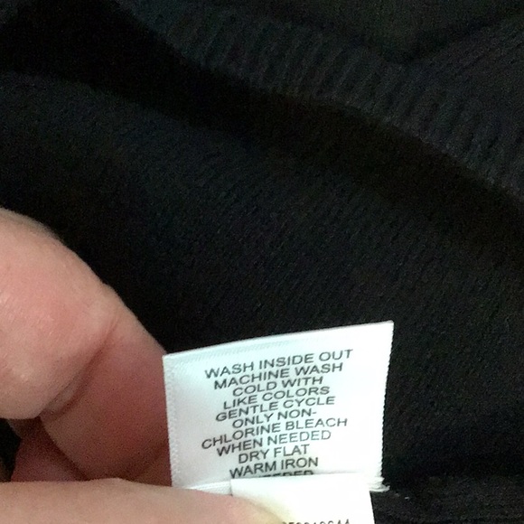 CROFT AND BARROW woman’s black cardigan EUC sz M black - Picture 7 of 7